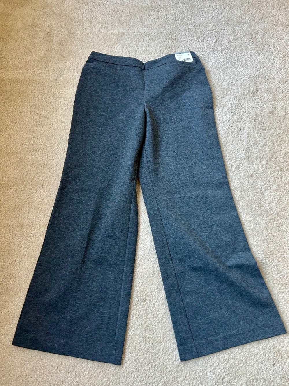 NEW New York & Co. Mid-Rise Average Sz Large West Street Flare Pant Grey